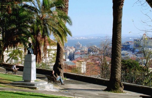 Pena Apartment | RITA'S PLACE - historic center: charming flat on garden square, 400m from Baixa de Lisboa