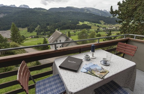 Wildhaus House | Ritornell 8-room holiday home with view on the Toggenburg mountains
