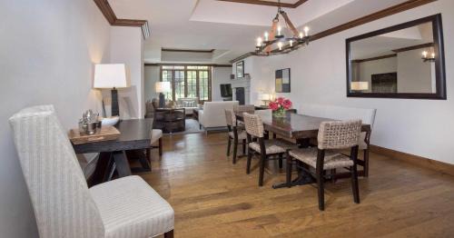 Vail Apartment | Ritz Carlton Residence #5 Condo