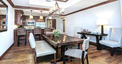 Vail Apartment | Ritz Carlton Residence #5 Condo
