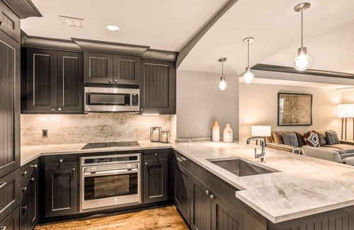 Avon Condo | ! RITZ FALL COLORS NOW! LUXURY 1BR-HIKE BIKE POOL w/VIEWS, 2 DECKS/FIREPLACES
