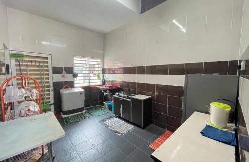 Kuala Terengganu House | Ritz Homestay UNIT A at Gong Badak, Kuala Terengganu