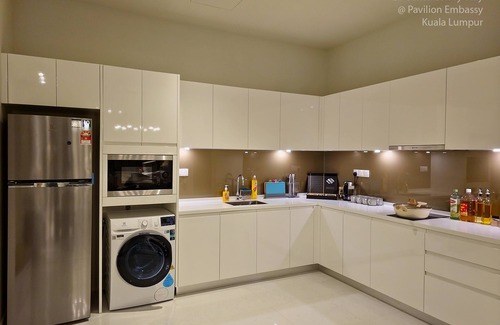 Kampung Pandan Dalam Condo | Ritz of VRBO, Your luxe home in KL city center KLCC
