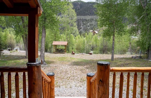 Lake City House | Ritz on the River - Gorgeous Log Cabin in the Heart of Town and Along the Lake Fork of the Gunnison