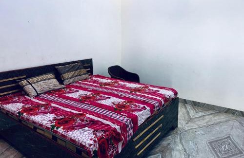 Aliganj Hotel | Ritz Regency Retreat