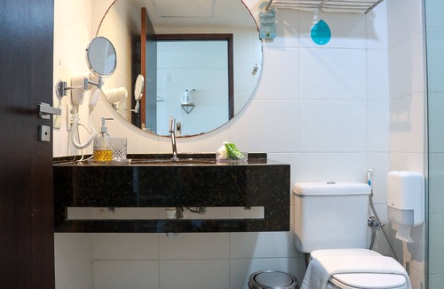 Cruz das Almas Hotel | Ritz Suítes Flat de Temporada beira mar