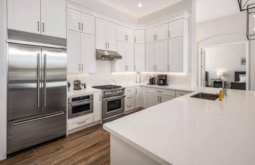 Chandler House | RitzWatersEdge Home, Heated Pool included in price