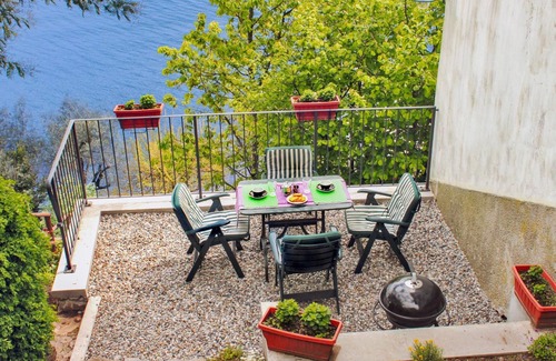 Calozzo Apartment | Riva di Pianello Holiday Apartment on the Lake