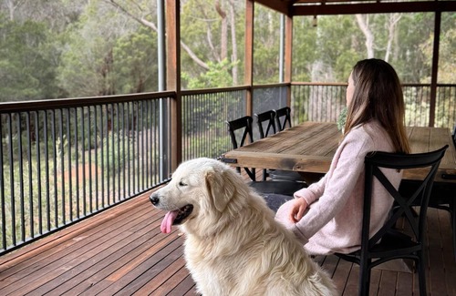 Shadforth House | Rivendell House: Spacious retreat, pet friendly