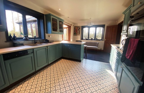 Weybread Cottage | RIVENDELL, pet friendly, with open fire in Harleston