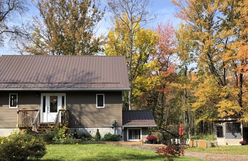 North Bay Apartment | River Access, Private Hot Tub, Quiet Spot in Town