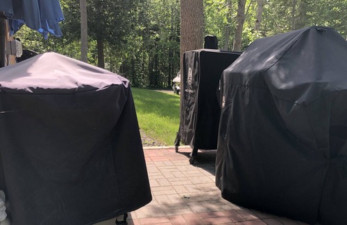 North Bay Apartment | River Access, Private Hot Tub, Quiet Spot in Town