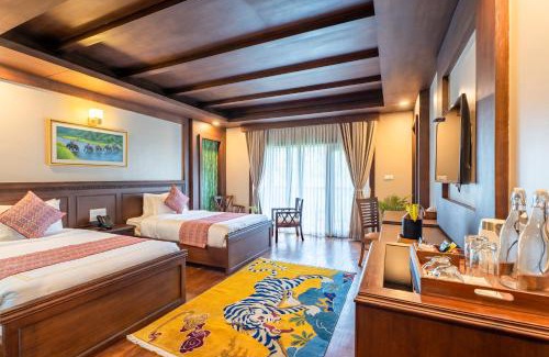 Bharatpur Resort | River Bank Jungle Resort, Chitwan