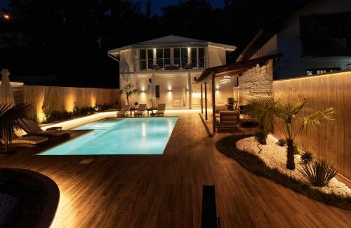 Petrovaradin Villa | River Breeze House