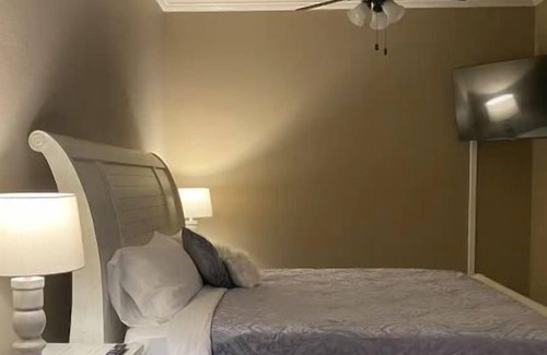 Alma Apartment | River Chase Golden Hour
