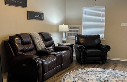 Cecil Apartment | River Chase Relax & Stay