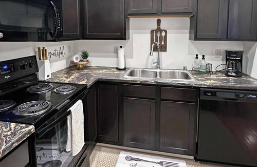 Historic Downtown La Crosse Apartment | River City Apartment #1 with flex space