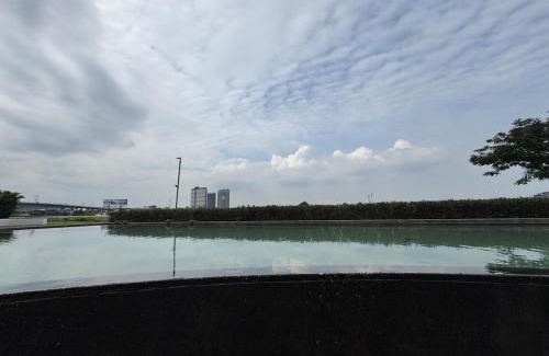 Bang Kra So Apartment | River Condo Spectacular Pools