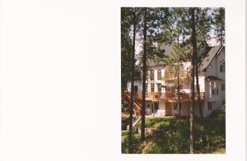 Post Falls Bed & Breakfast | River Cove Elegant Waterfront Bed & Breakfast