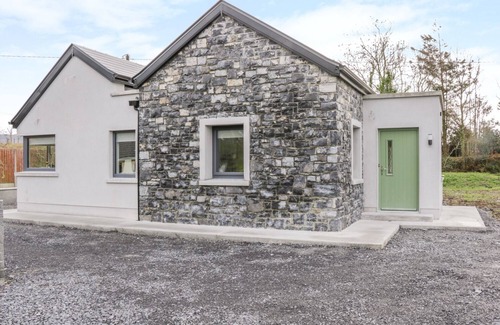 Sligo Cottage | RIVER DALE, family friendly in Sligo Town, County Sligo