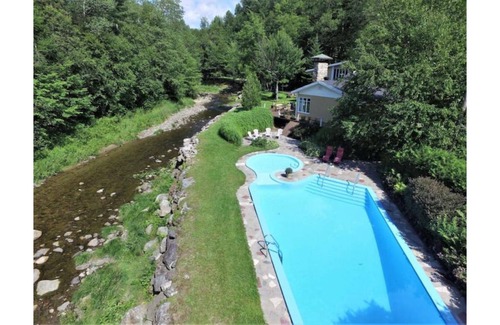 Sainte-Marie House | river domain