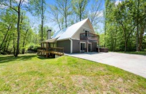 Dahlonega Ski Chalet | River Edge Chalet