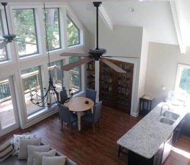 Dahlonega Ski Chalet | River Edge Chalet