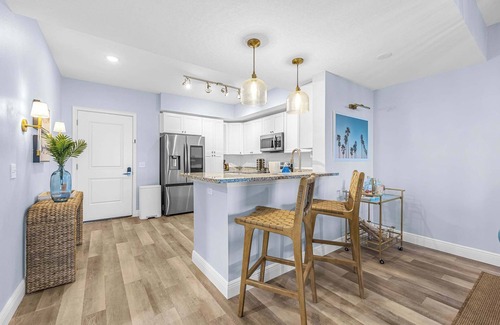 Merritt Island Condo | RIVER FLY IN: Sunshine Suite, Waterfront 2BR