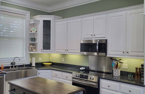 Carrabelle House | River Front -Boat Dock and Launch sleeps 14