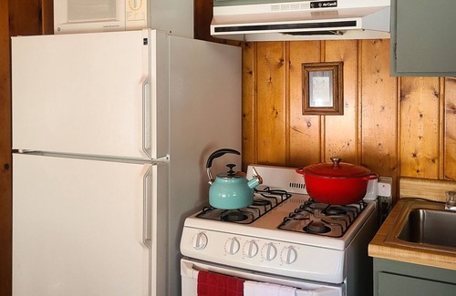 Estes Park Cabin | River Front Cabin With Private Hot Tub