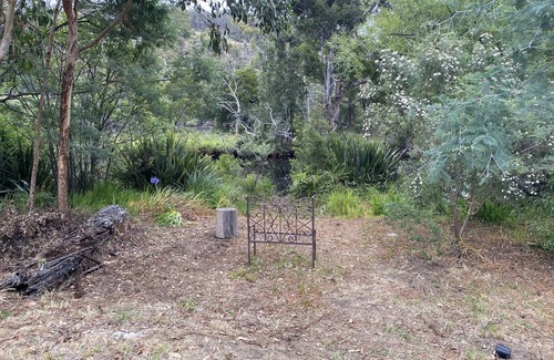 Huonville House | River Front Estate
