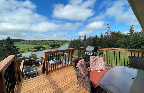 New Glasgow House | River Front Executive Home Close to Amazing Beaches, Restaurants, & Golf Courses