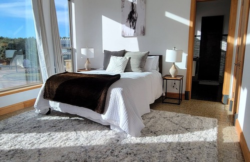 Blanco Villa | River front villa w/ pool, BBQ, hiking, fireplace