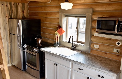 Pray Cabin | River Haven Cabin - North- Private River Access!