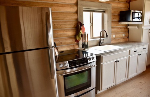 Pray Cabin | River Haven Cabin - North- Private River Access!