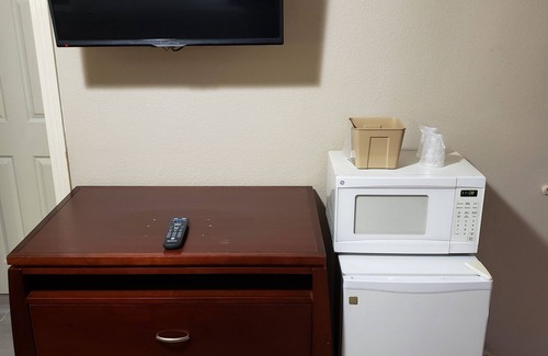 Crump Hotel | River Heights Motel