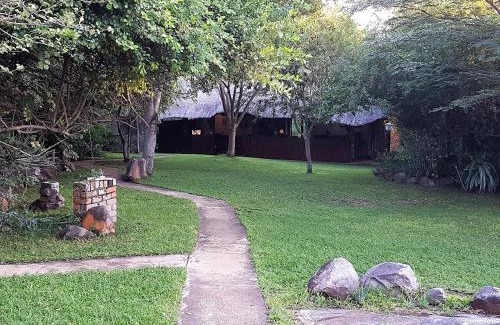 Komatipoort Cabin | River Hill Lodge