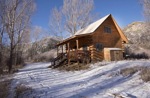 Pagosa Springs Cabin | River Home: secluded log cabin along San Juan River & MONTH-to-MONTH possible!