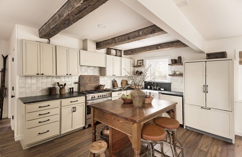 Snowmass House | River House | 15min from Downtown + River Frontage