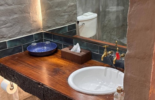 Malelane Cabin | River House Bush and Safari Lodge