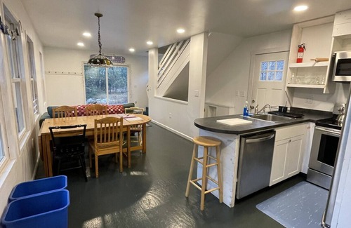 East Burke House | River House East Burke Rentalnn