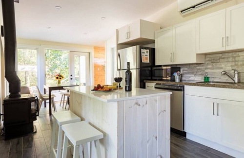 Bayham House | River House Getaway