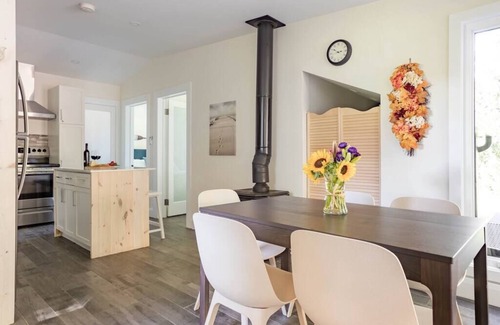 Bayham House | River House Getaway