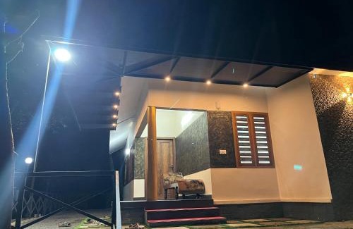 Elappara Villa | River House