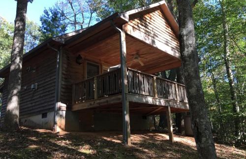Grassy Creek Bed & Breakfast | River House Inn