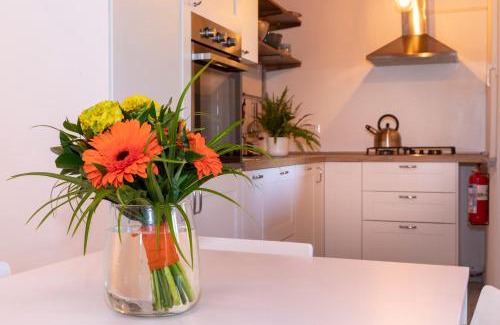 Mercatello sul Metauro Apartment | River House
