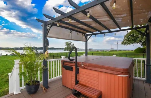 James Madison House | River House Oasis