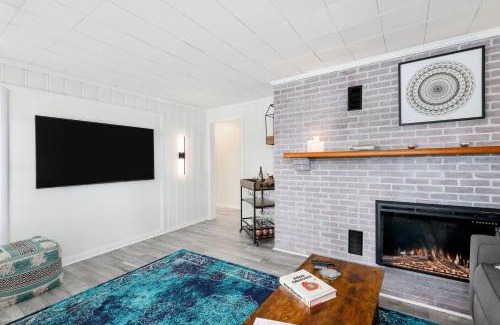 Heron Walk House | River House on Berwick Trail