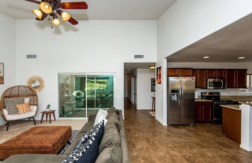 Bullhead City House | River House on the golf course