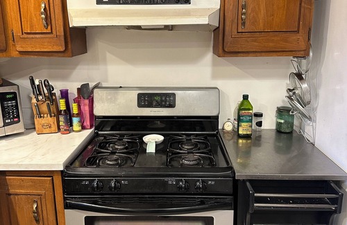 Kankakee Apartment | River House Retreat - Firepits - Bike trails - Canoe Launch